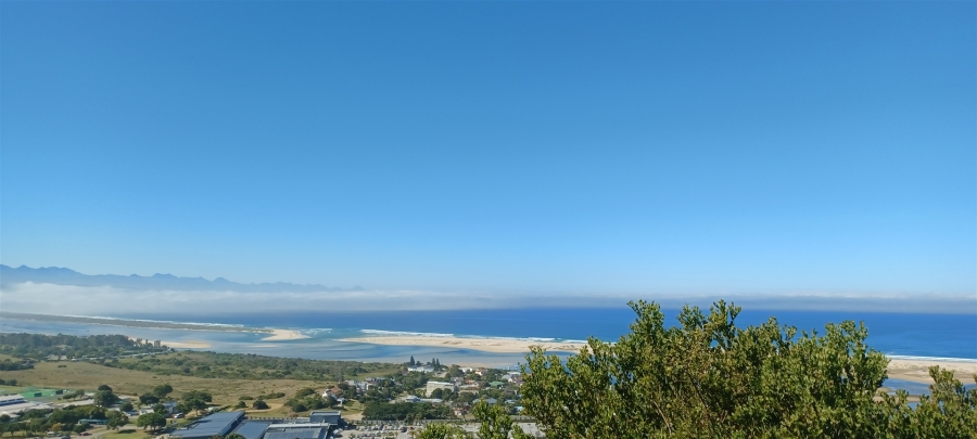 4 Bedroom Property for Sale in The Hill Western Cape